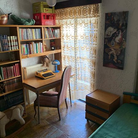 Appartamento The Rustic Hug Atene Esterno foto