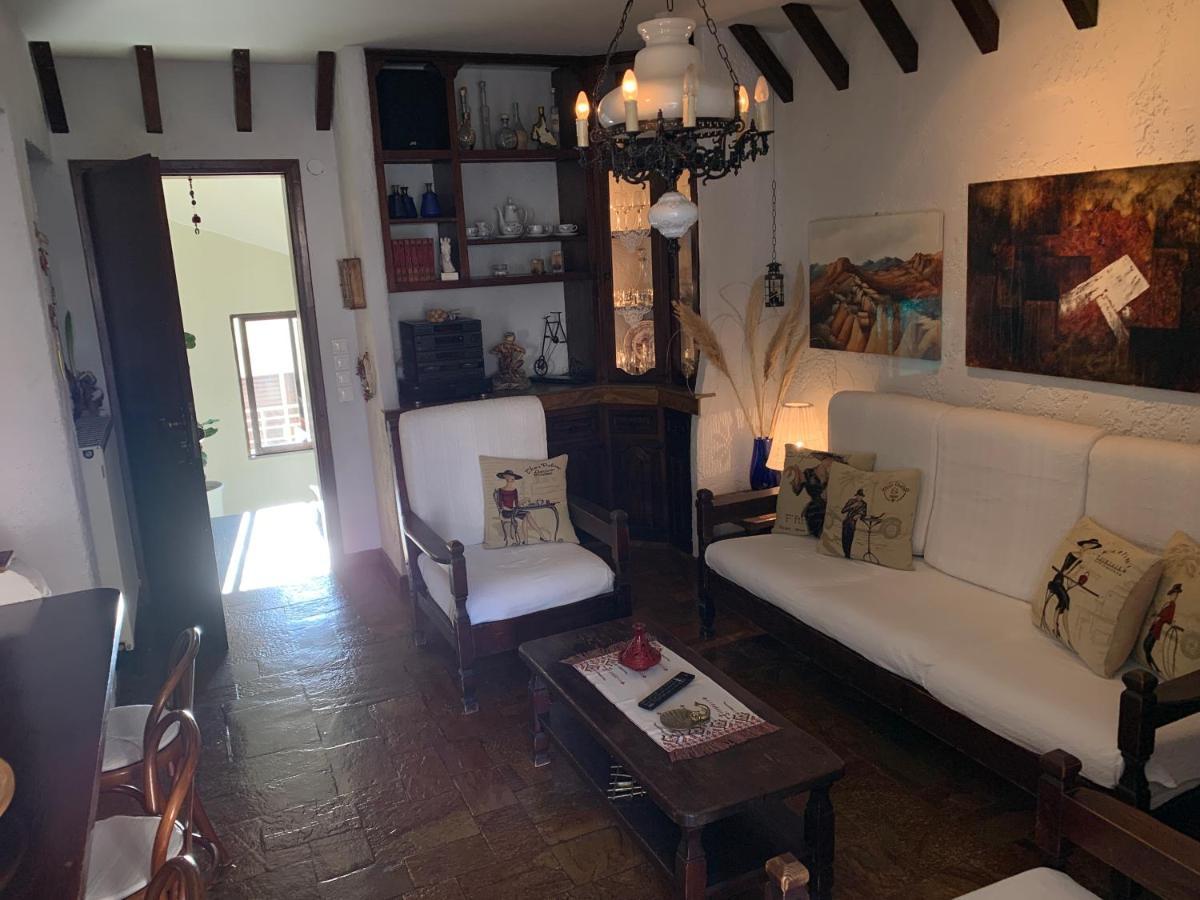 Appartamento The Rustic Hug Atene Esterno foto